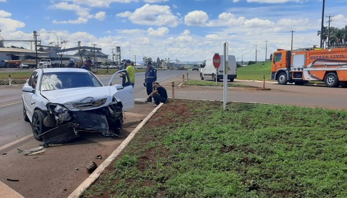 Candói - Colisão registrada no trevo de acesso ao município